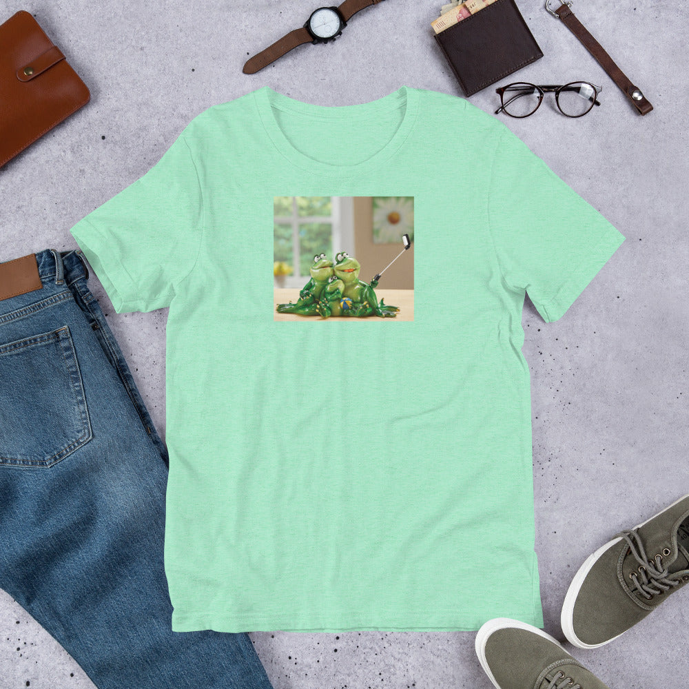 Froggy Family Selfie Short-Sleeve Unisex T-Shirt / Created by Byran Ameigh